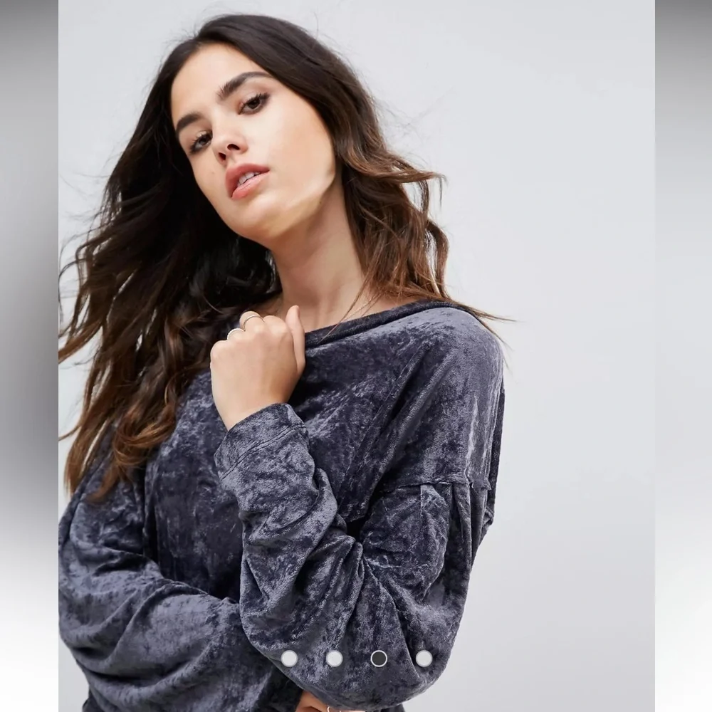 Free People Milan Layering Crushed Velvet Top - Washed Black - Gray - Grey sz. S